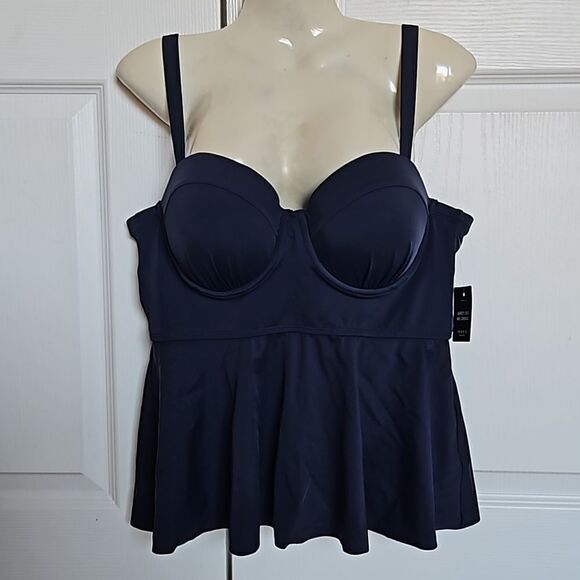 Torrid Women's Peplum Lightly Lined Mid Coverage Underwire Swim Top Navy Blue 00 - Picture 1 of 16